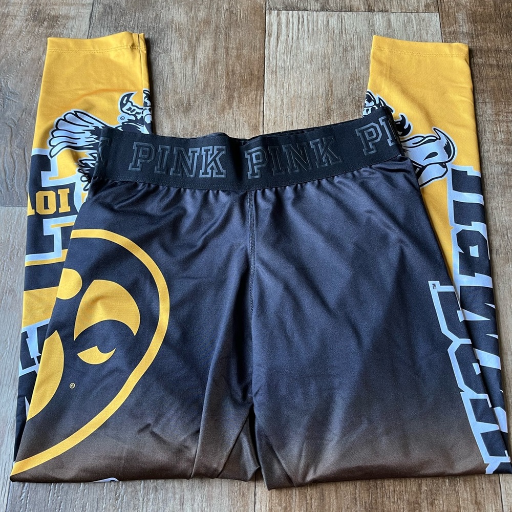 PINK Iowa Hawkeye Leggings Size Large